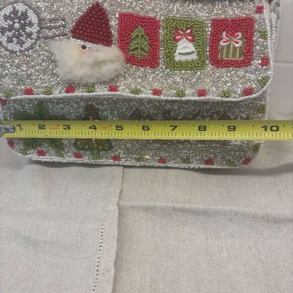 Made in India - Viral Beaded Santa Shoulder Bag - White, Silver, Red and Green - Picture 10 of 12